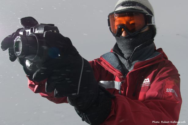 Charging on expedition (Photo: Robert Hollingworth)