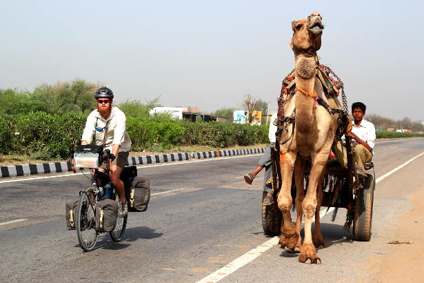 Cycling in India - Bike vs Camel