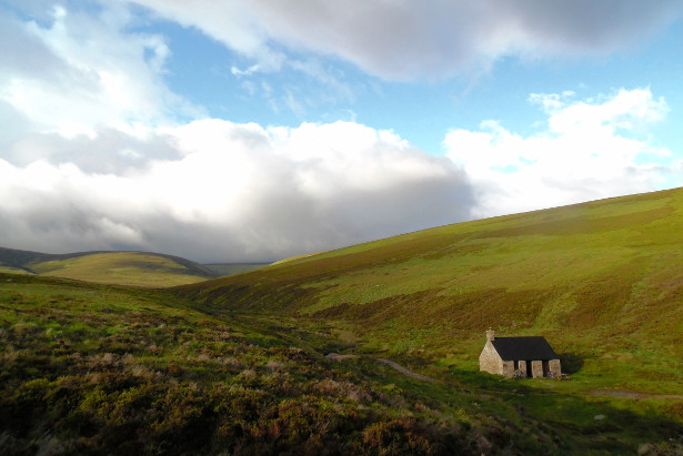 Bikepacking across the Cairngorms