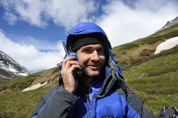 How To Plan An Expedition - Satphone in Siberia