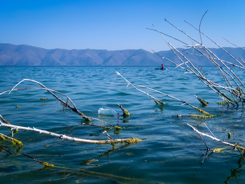 Tenny Adamian - SUP Lake Sevan